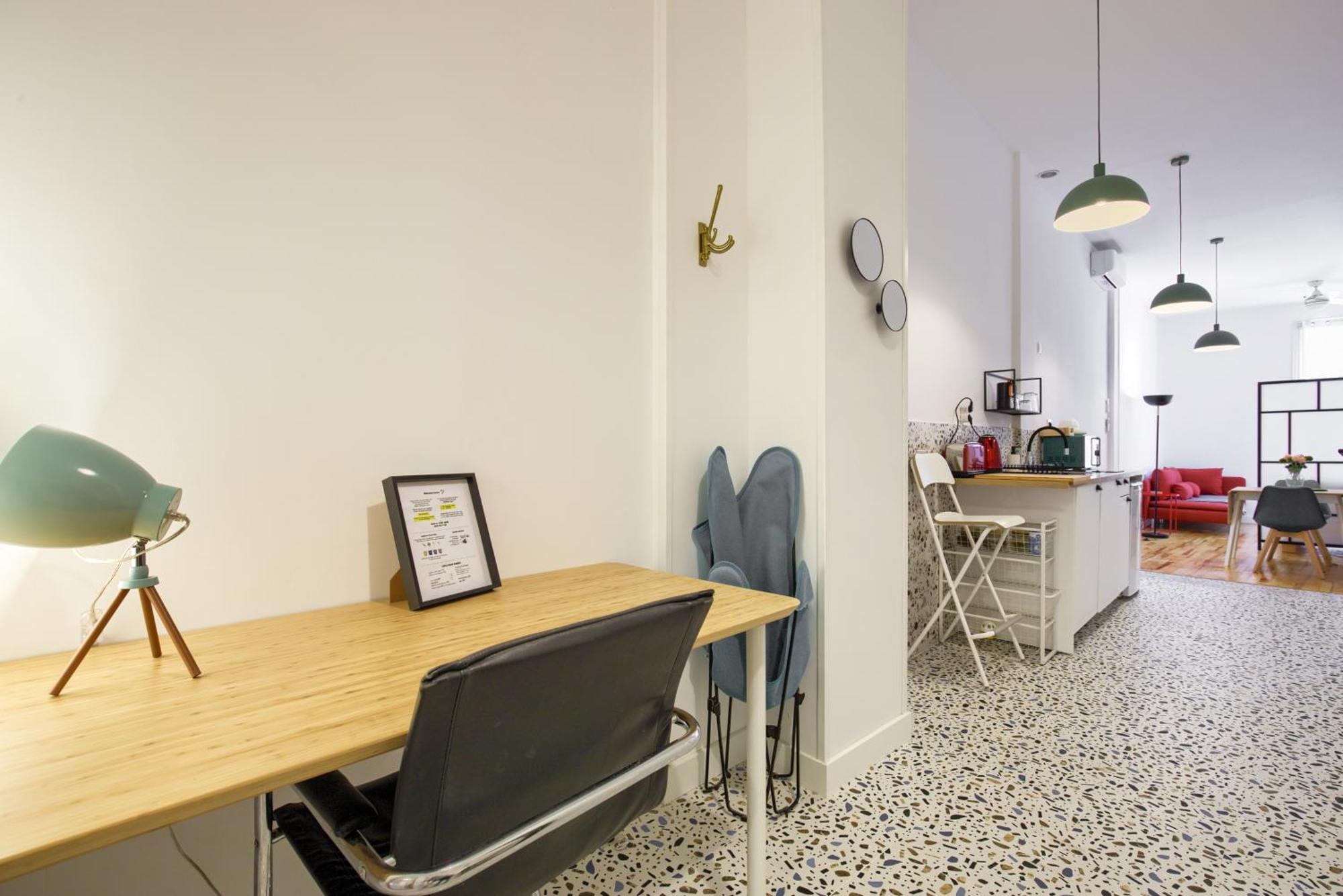Mezzanine Orange Daire Madrid Oda fotoğraf